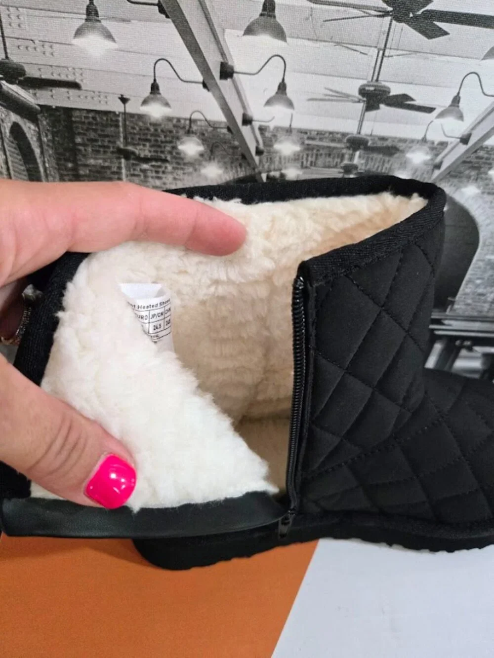 Intelligent Heated Boots Black Quilted Rechargeable NIB Sz W8/M6.5